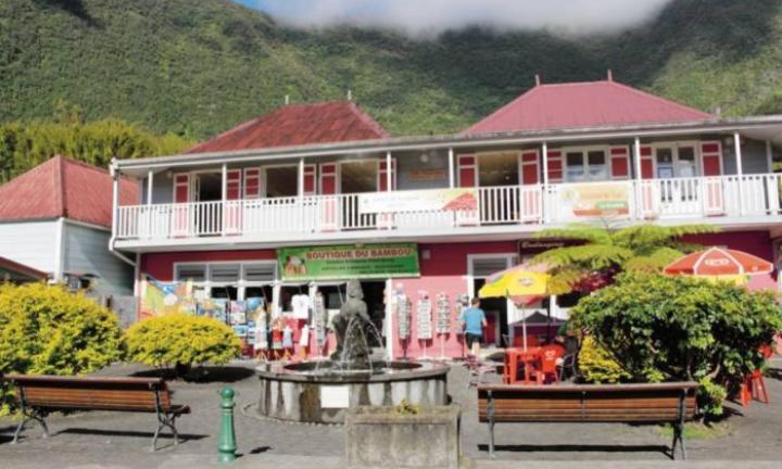 Bunga-Lodge Vanille Saint-Andre Exterior photo